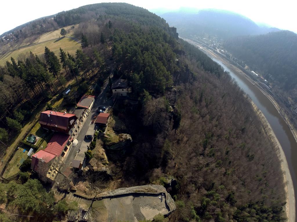 Hotel Garni Belveder Hrensko Exterior photo